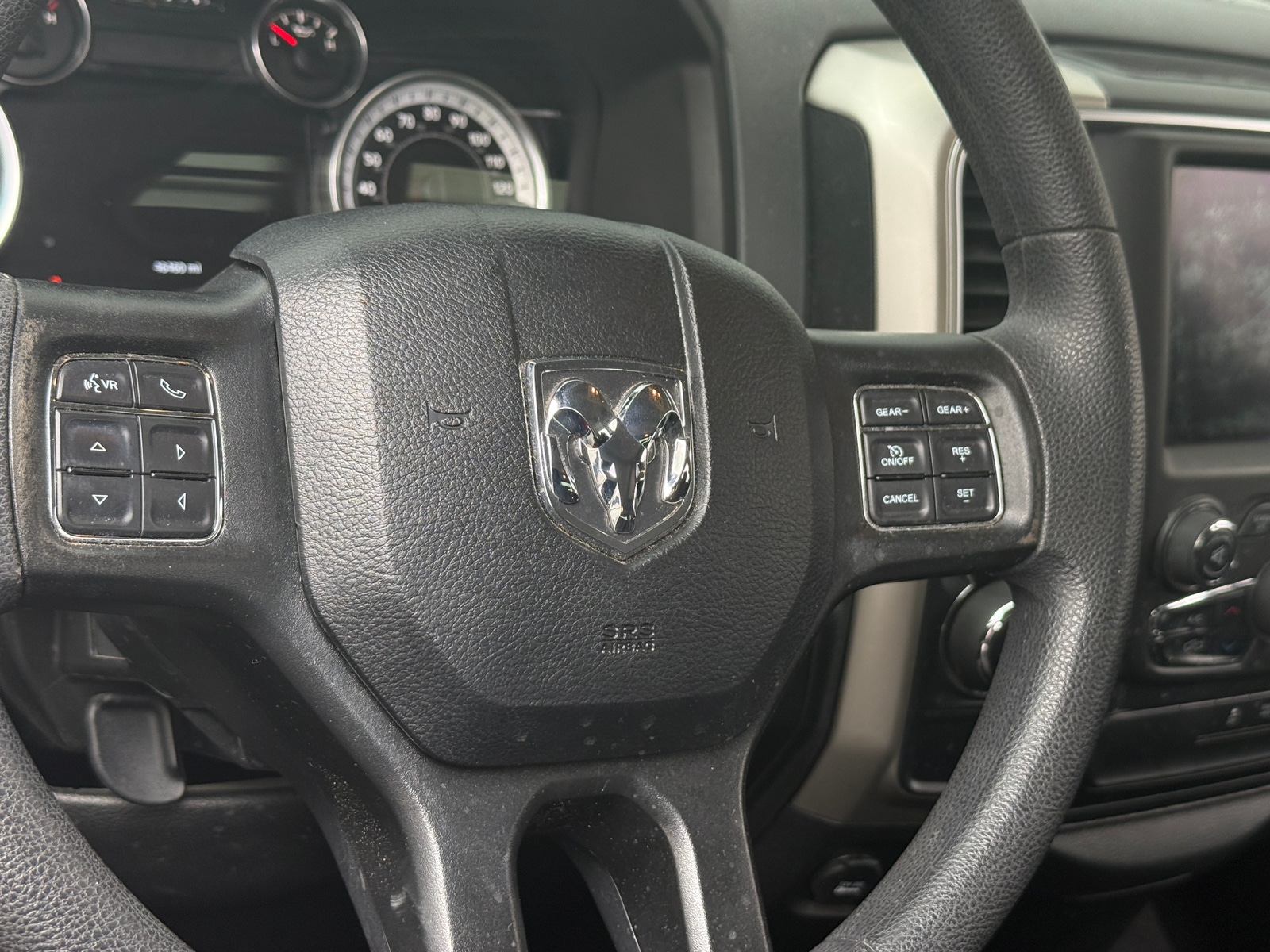 Thumbnail: 2019 RAM 1500 Classic - 5