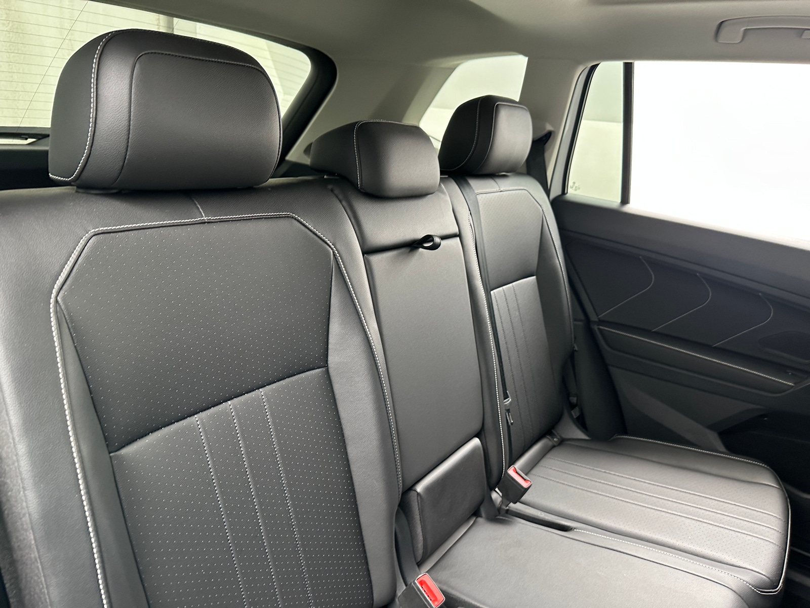 Thumbnail: 2024 Volkswagen Tiguan - 5