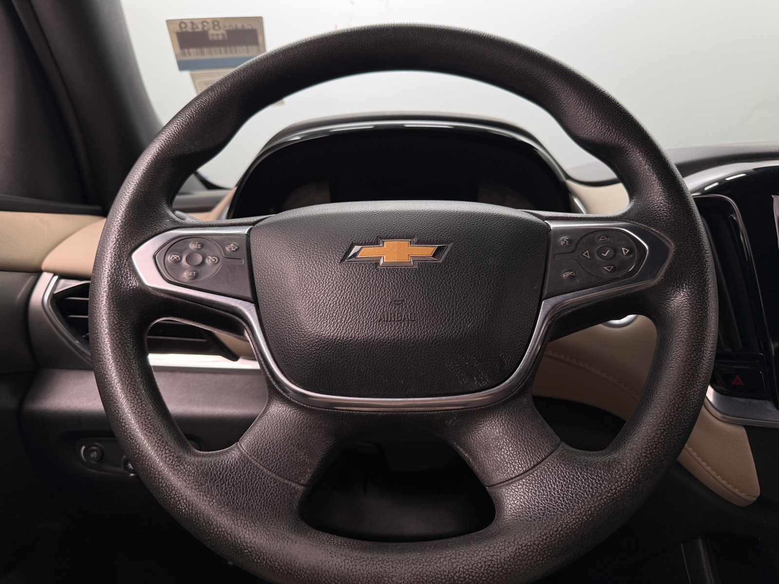 Thumbnail: 2023 Chevrolet Traverse - 5