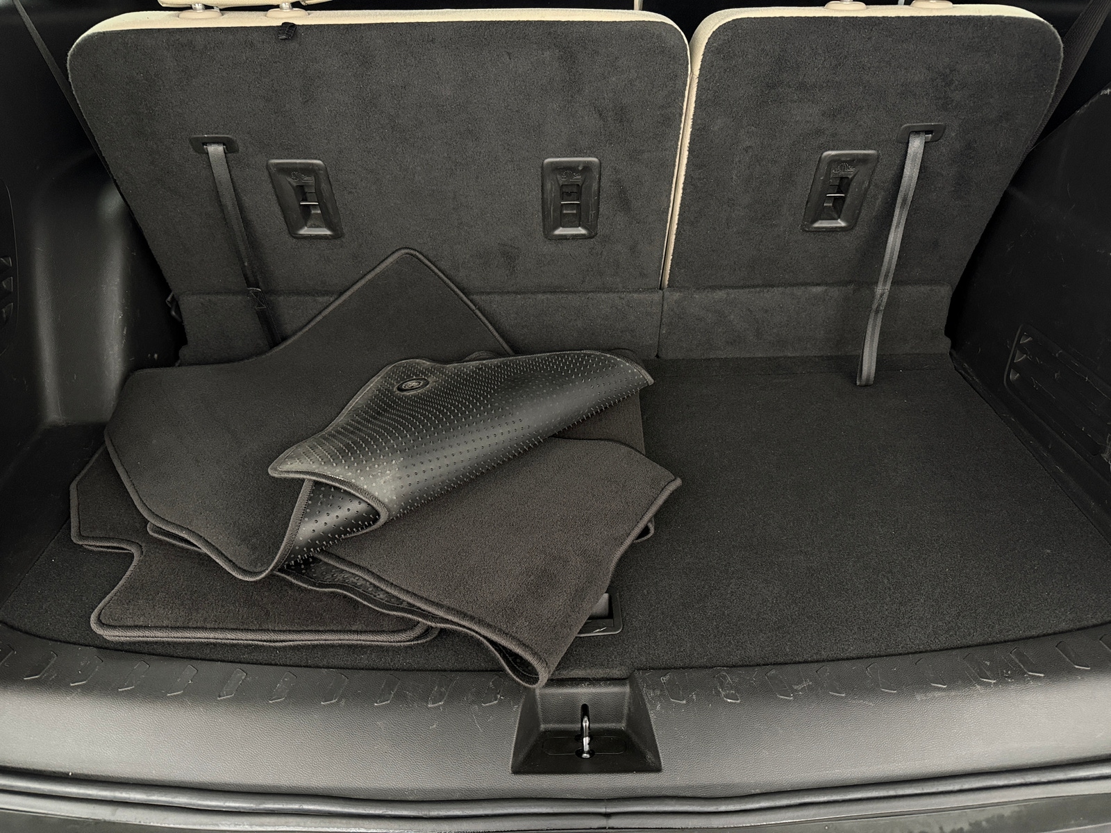 Thumbnail: 2023 Chevrolet Traverse - 7