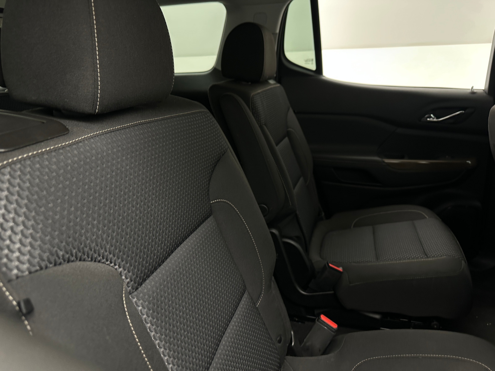 Thumbnail: 2023 GMC Acadia - 6