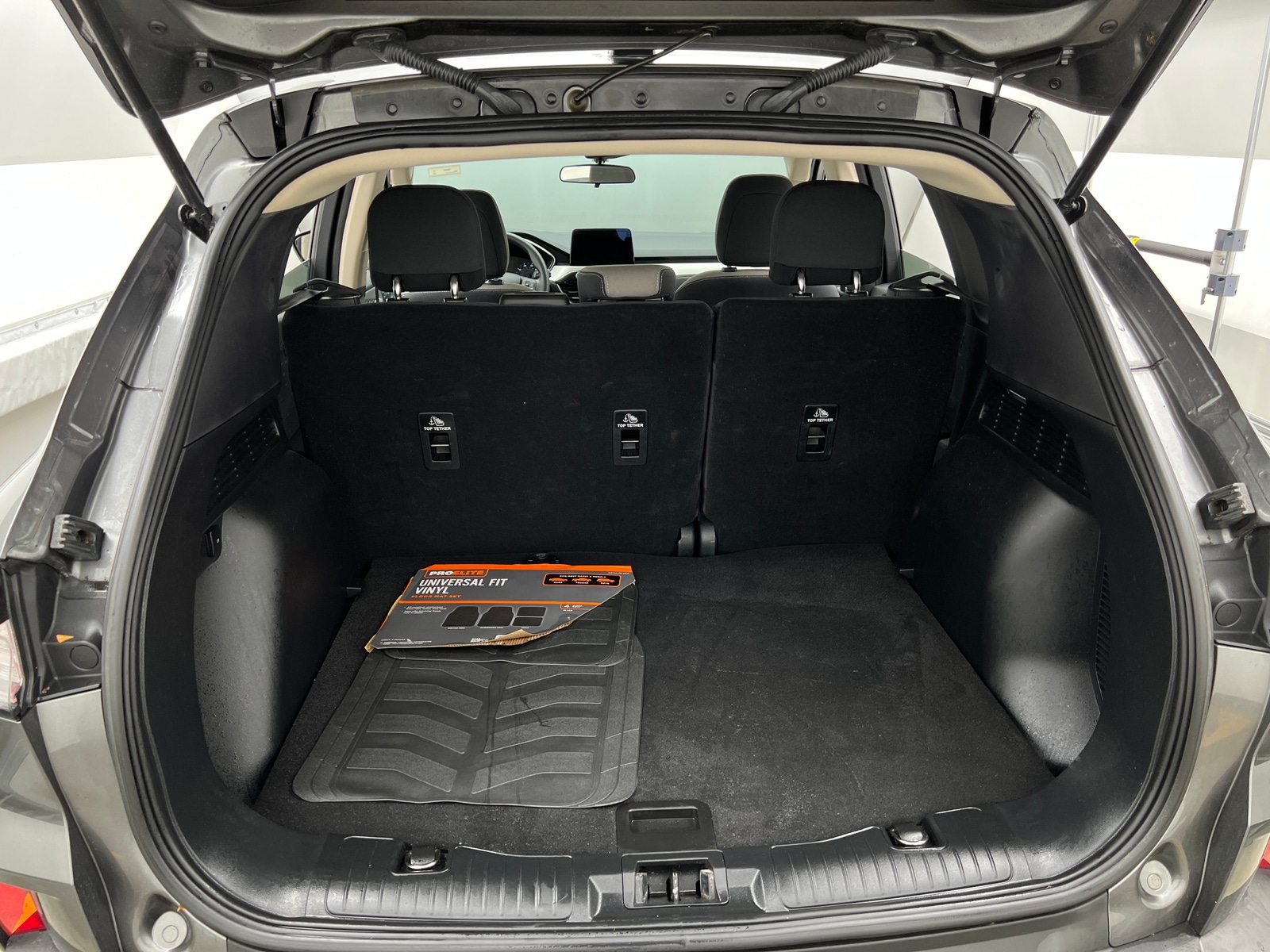 Thumbnail: 2020 Ford Escape - 7