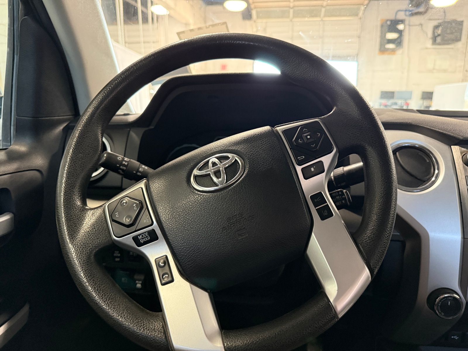 Thumbnail: 2020 Toyota Tundra - 5