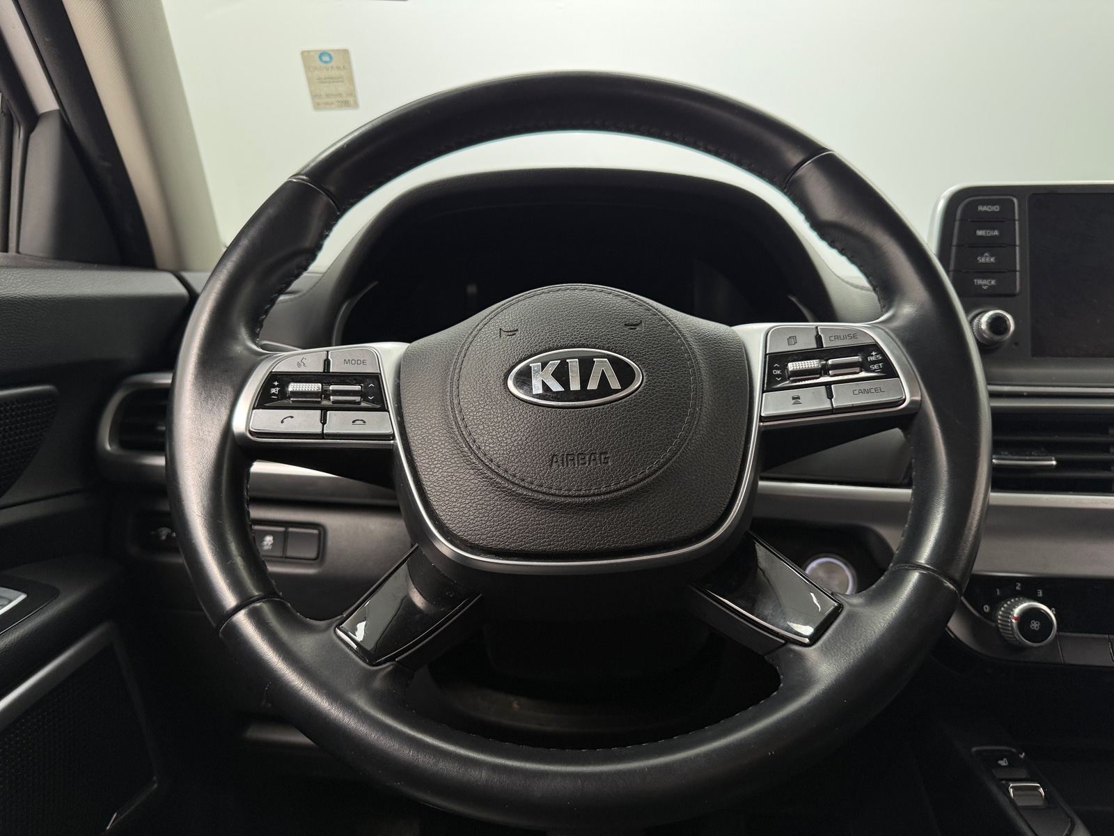 Thumbnail: 2021 Kia Telluride - 4