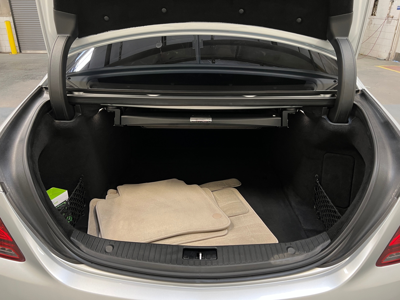 Thumbnail: 2019 Mercedes-Benz S-Class - 6