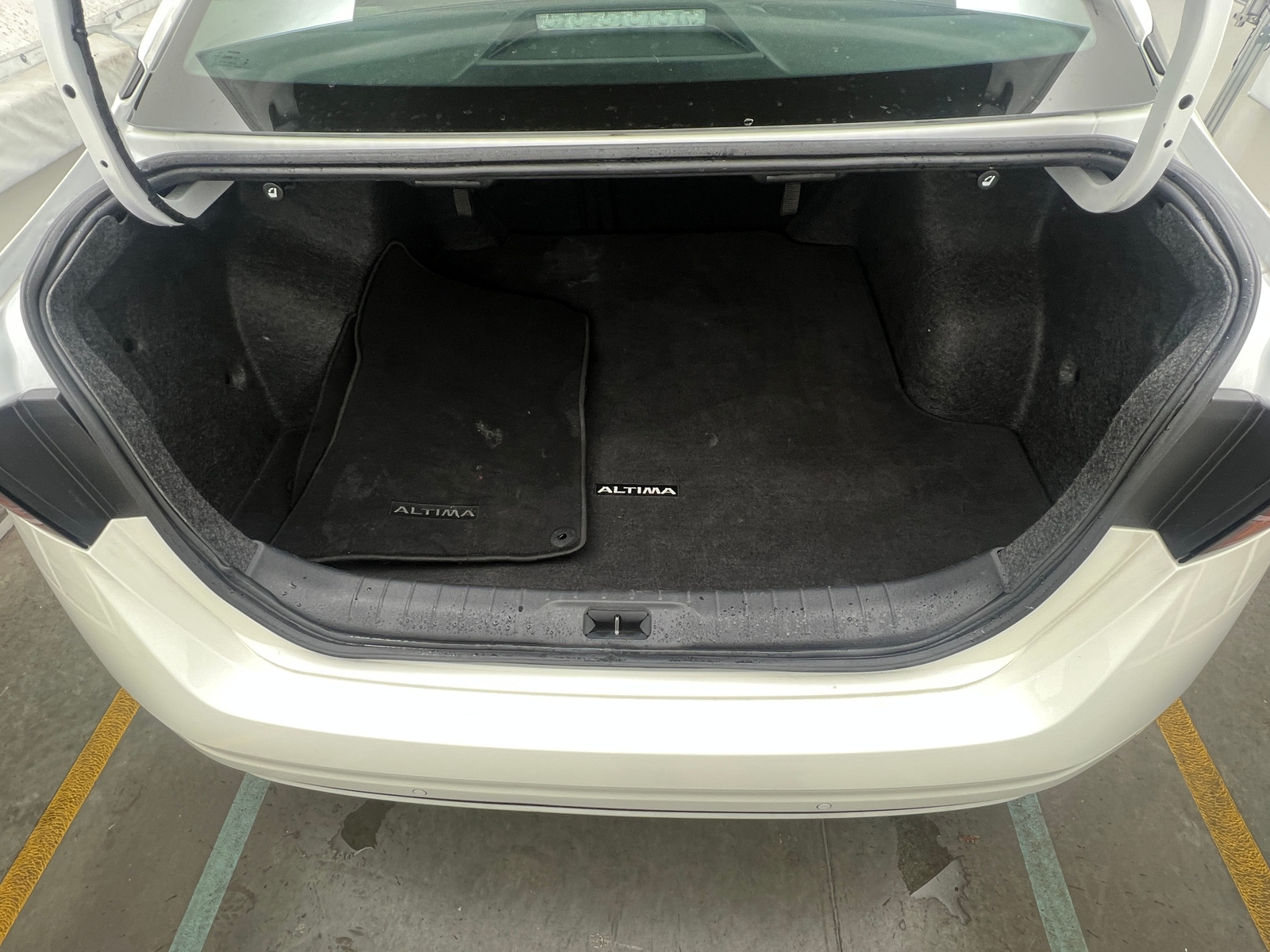 Thumbnail: 2024 Nissan Altima - 7