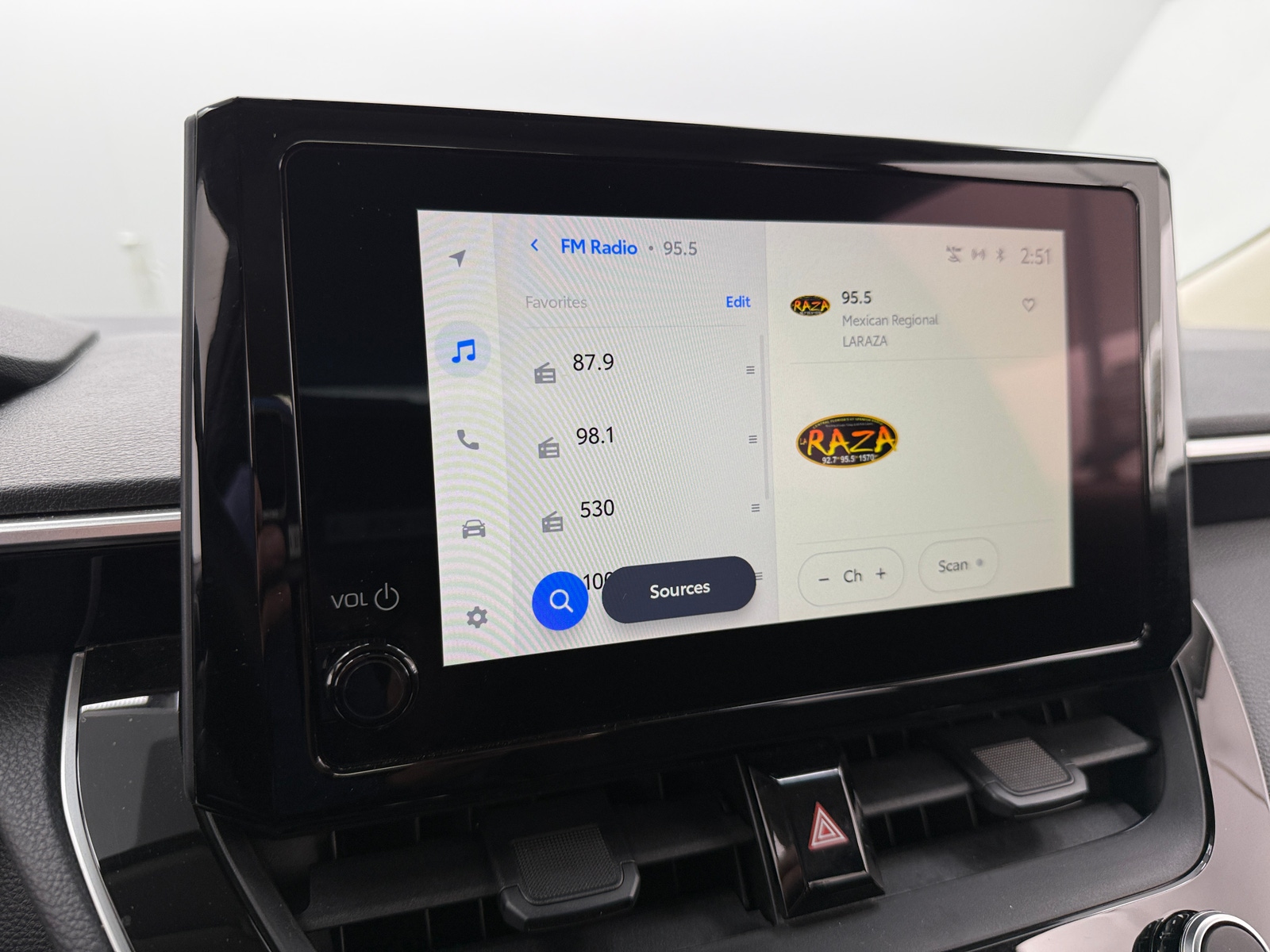 Thumbnail: 2025 Toyota Corolla - 4