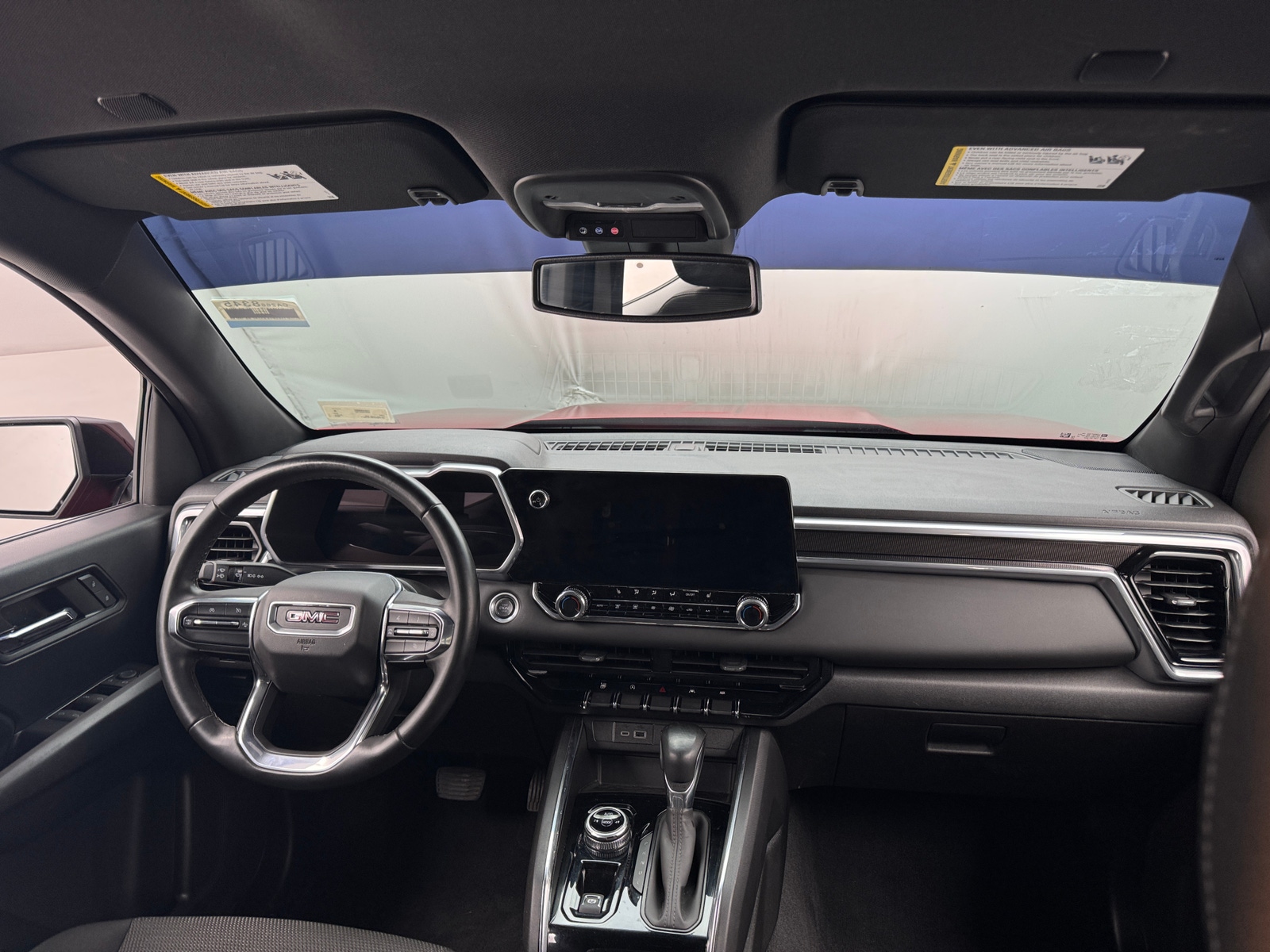 Thumbnail: 2024 GMC Canyon - 3