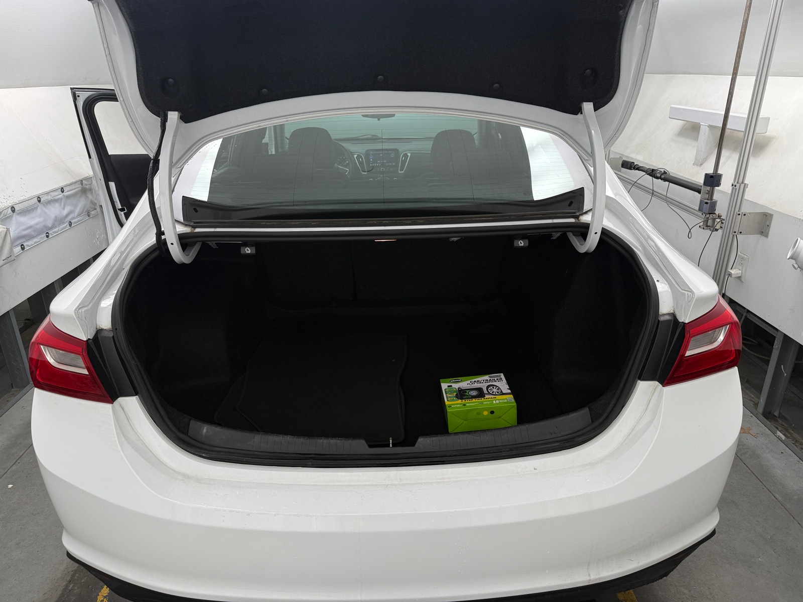 Thumbnail: 2023 Chevrolet Malibu - 7