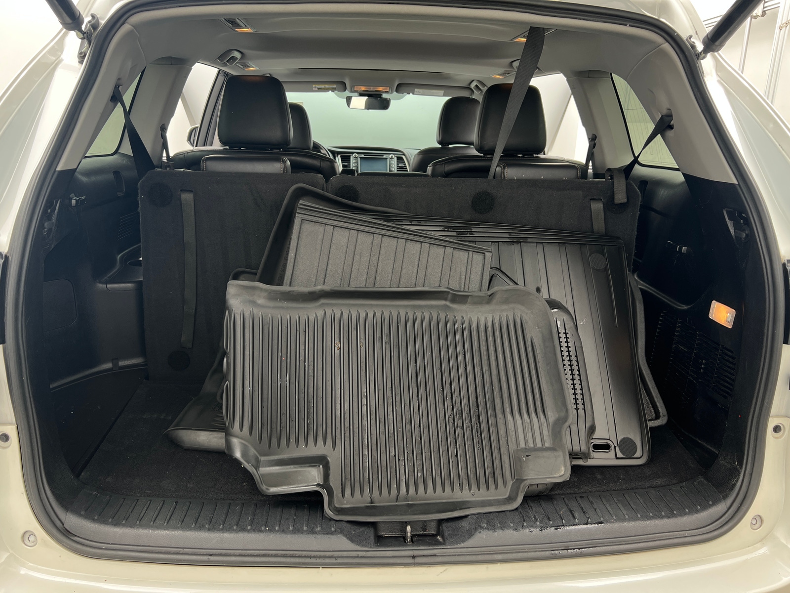 Thumbnail: 2018 Toyota Highlander - 6