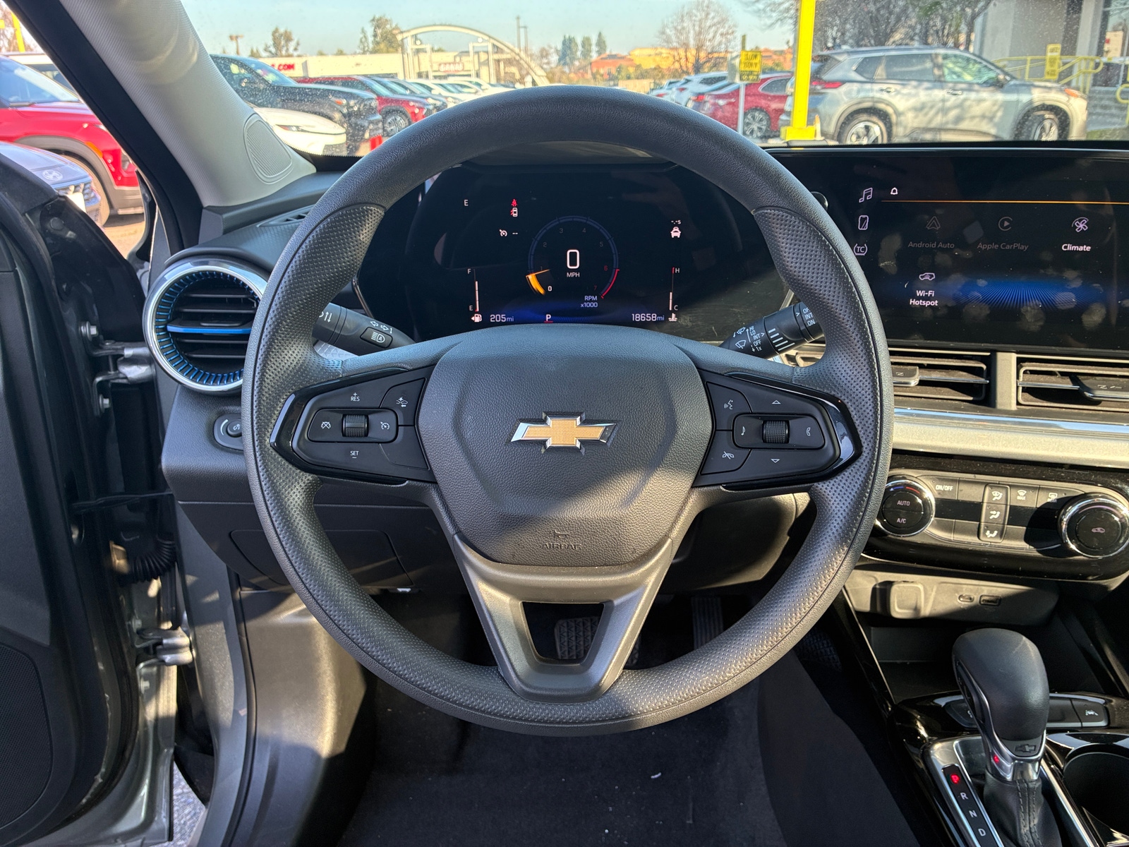 Thumbnail: 2025 Chevrolet Trax - 5