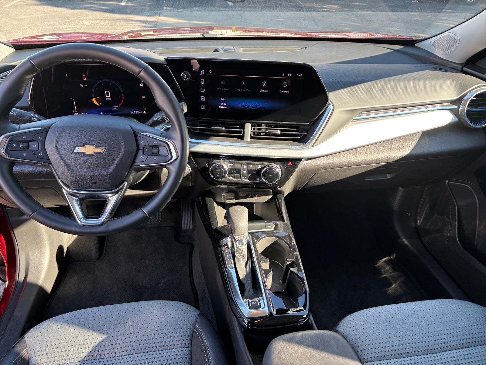 Thumbnail: 2025 Chevrolet Trax - 3