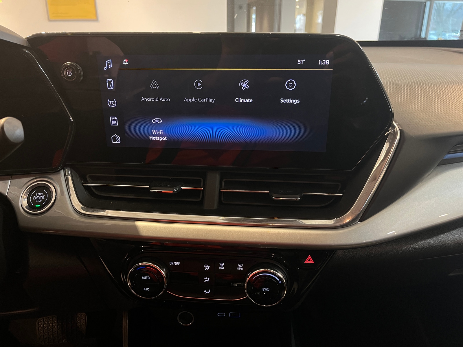 Thumbnail: 2025 Chevrolet Trax - 4