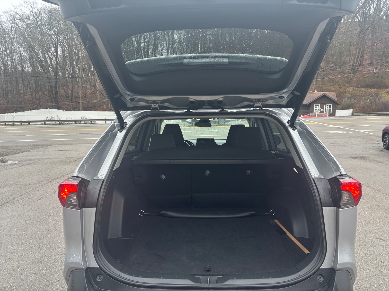 Thumbnail: 2025 Toyota RAV4 - 6