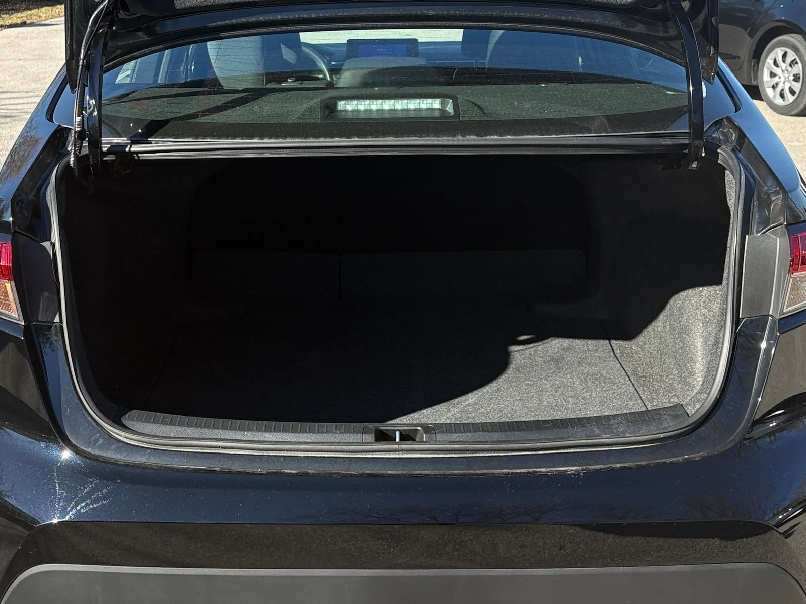 Thumbnail: 2025 Toyota Corolla - 6