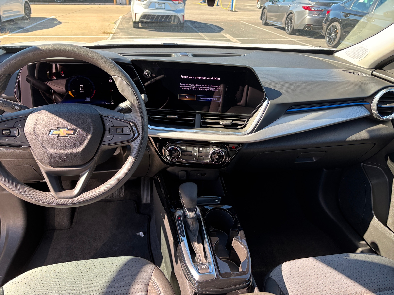 Thumbnail: 2025 Chevrolet Trax - 3