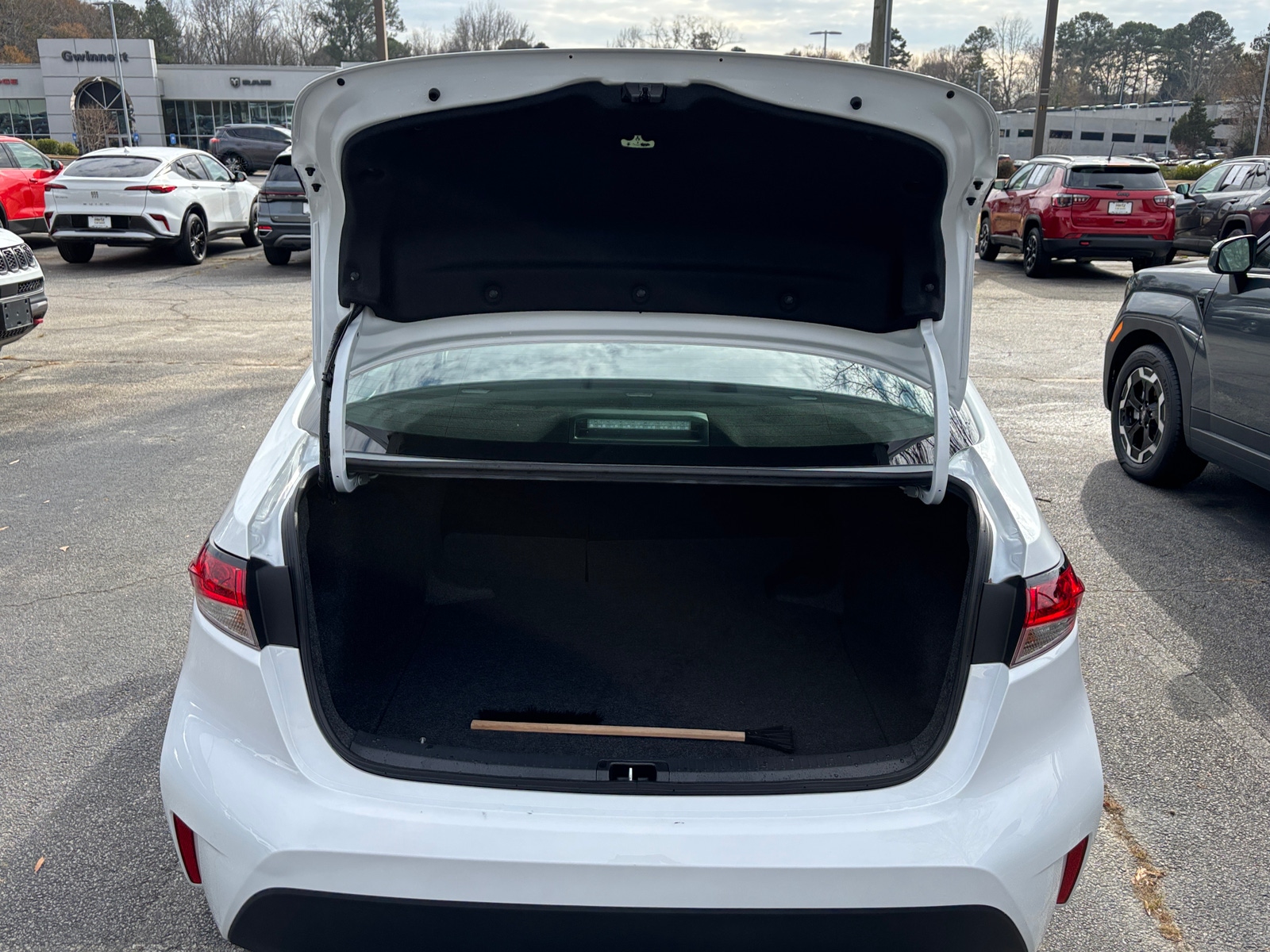 Thumbnail: 2025 Toyota Corolla - 6