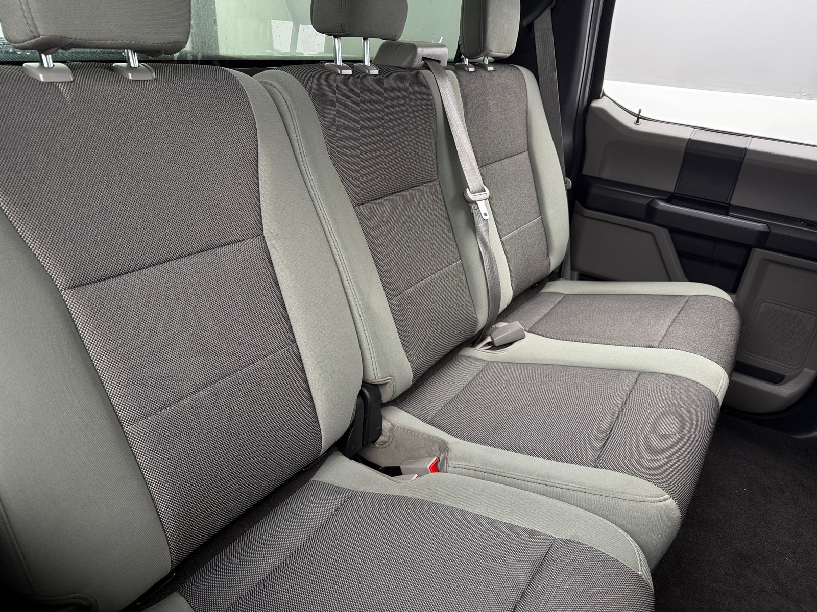 Thumbnail: 2019 Ford Econoline - 6