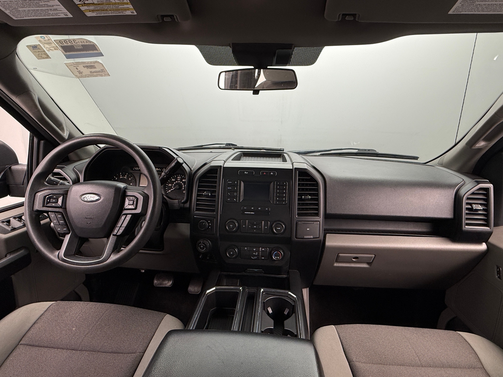 Thumbnail: 2019 Ford Econoline - 3