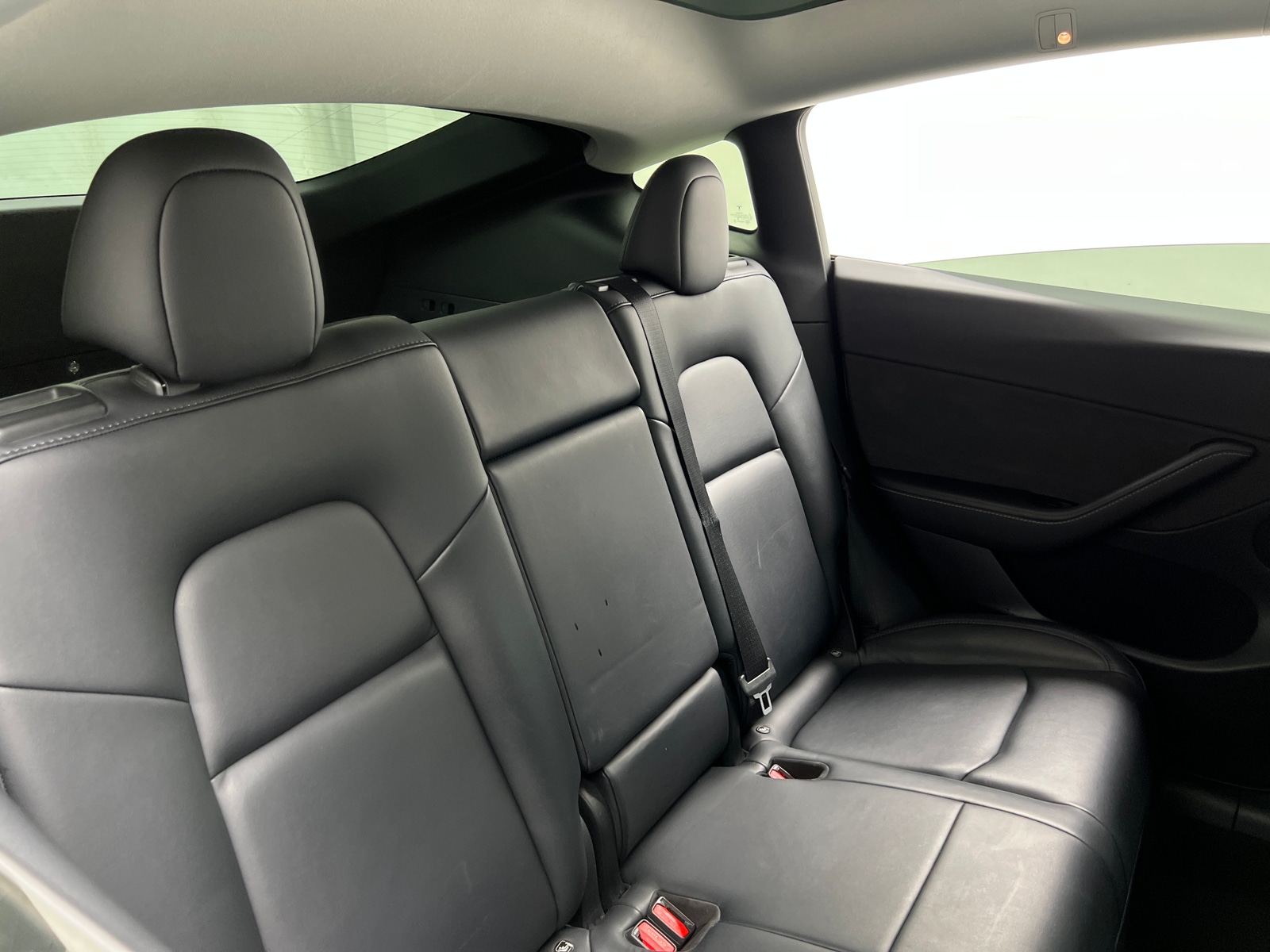 Thumbnail: 2022 Tesla Model Y - 5