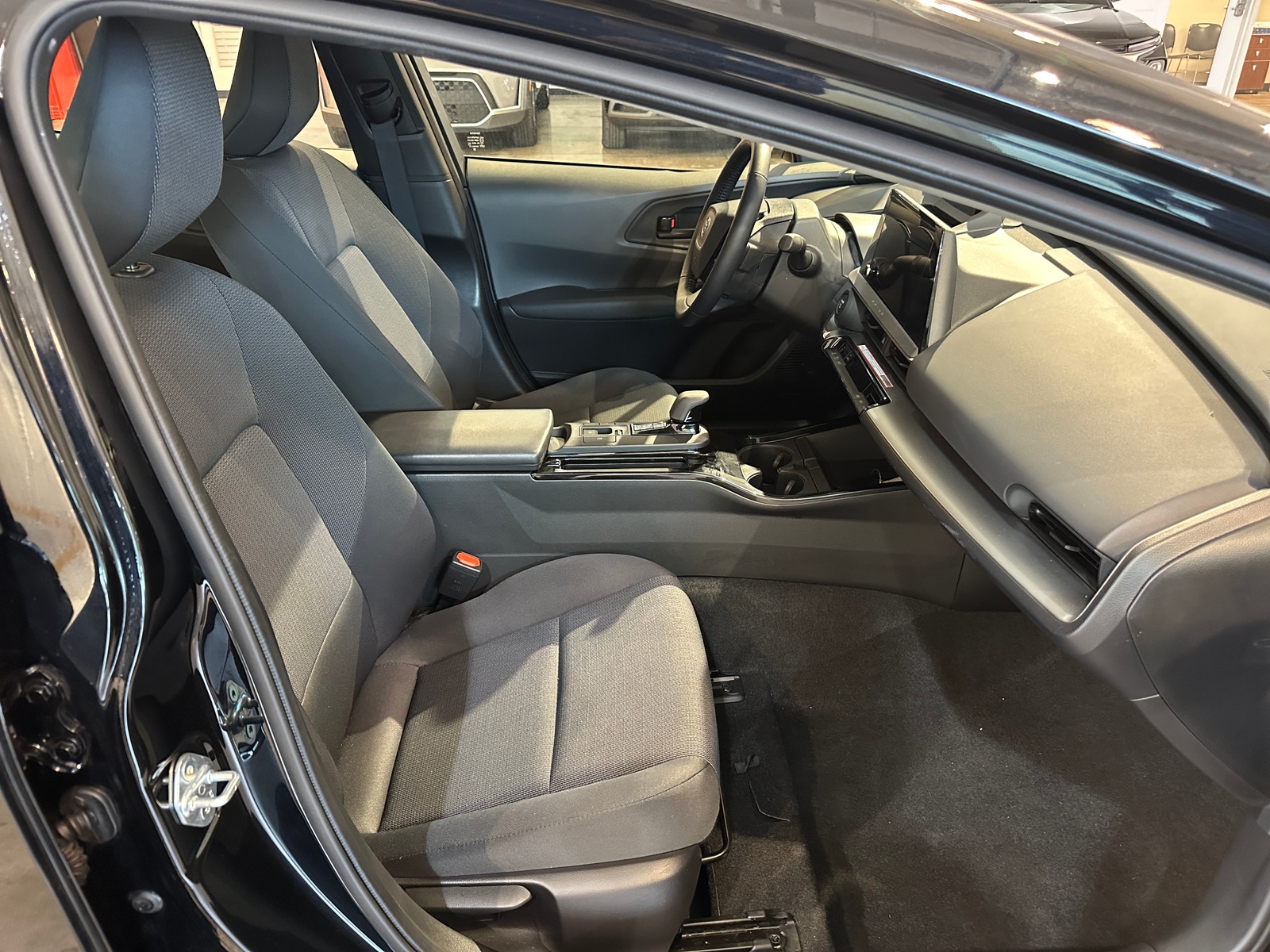 Thumbnail: 2025 Toyota Prius - 2