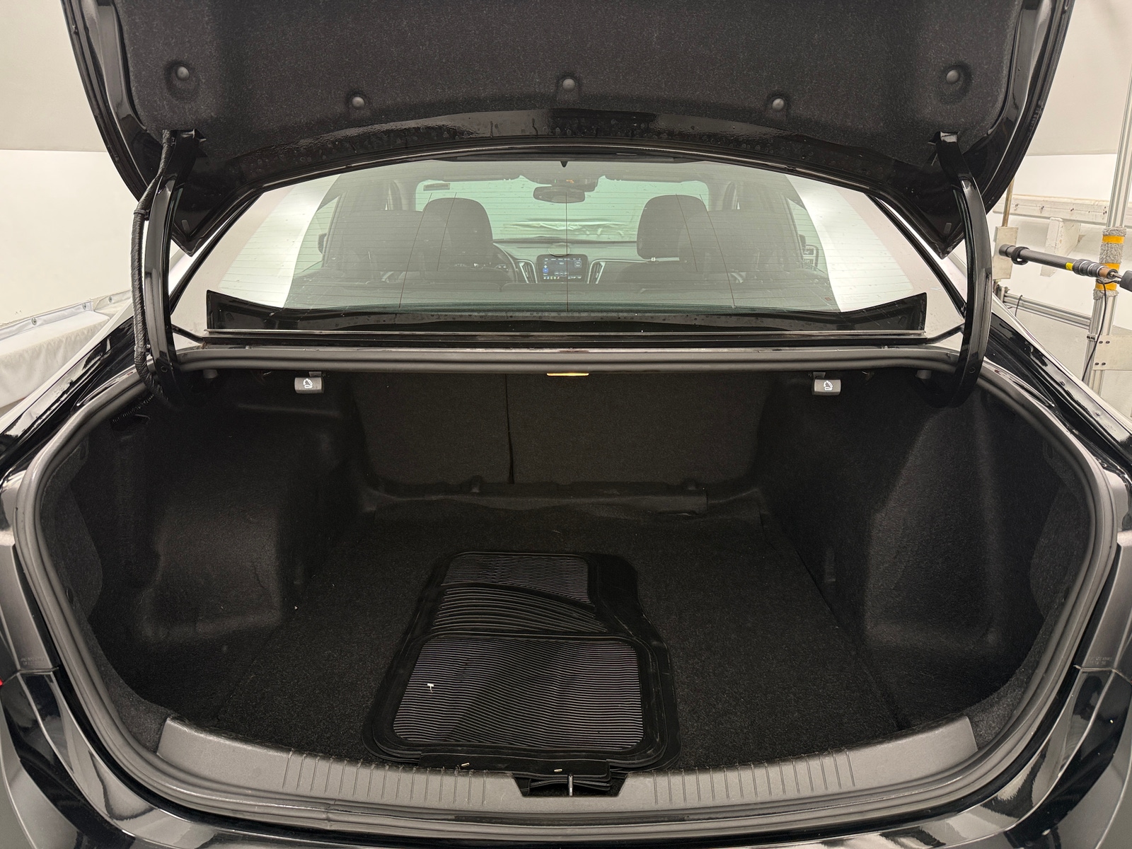 Thumbnail: 2024 Chevrolet Malibu - 7