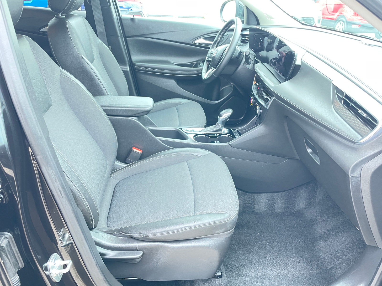 Thumbnail: 2025 Buick Encore GX - 2