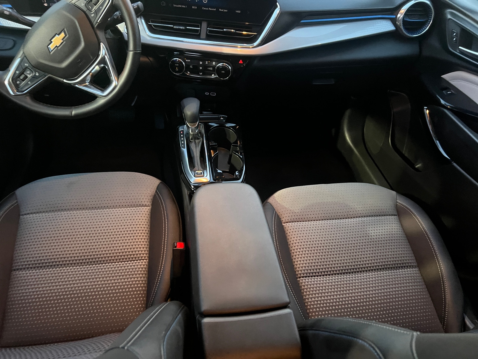 Thumbnail: 2025 Chevrolet Trax - 2