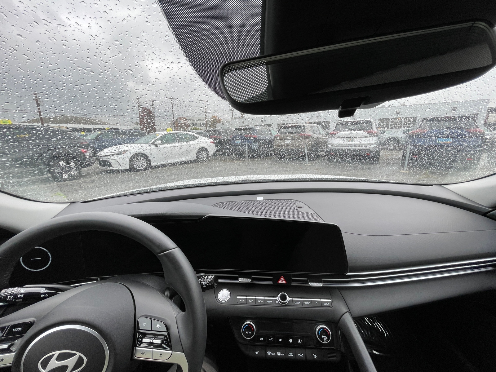 Thumbnail: 2025 Hyundai Elantra - 3