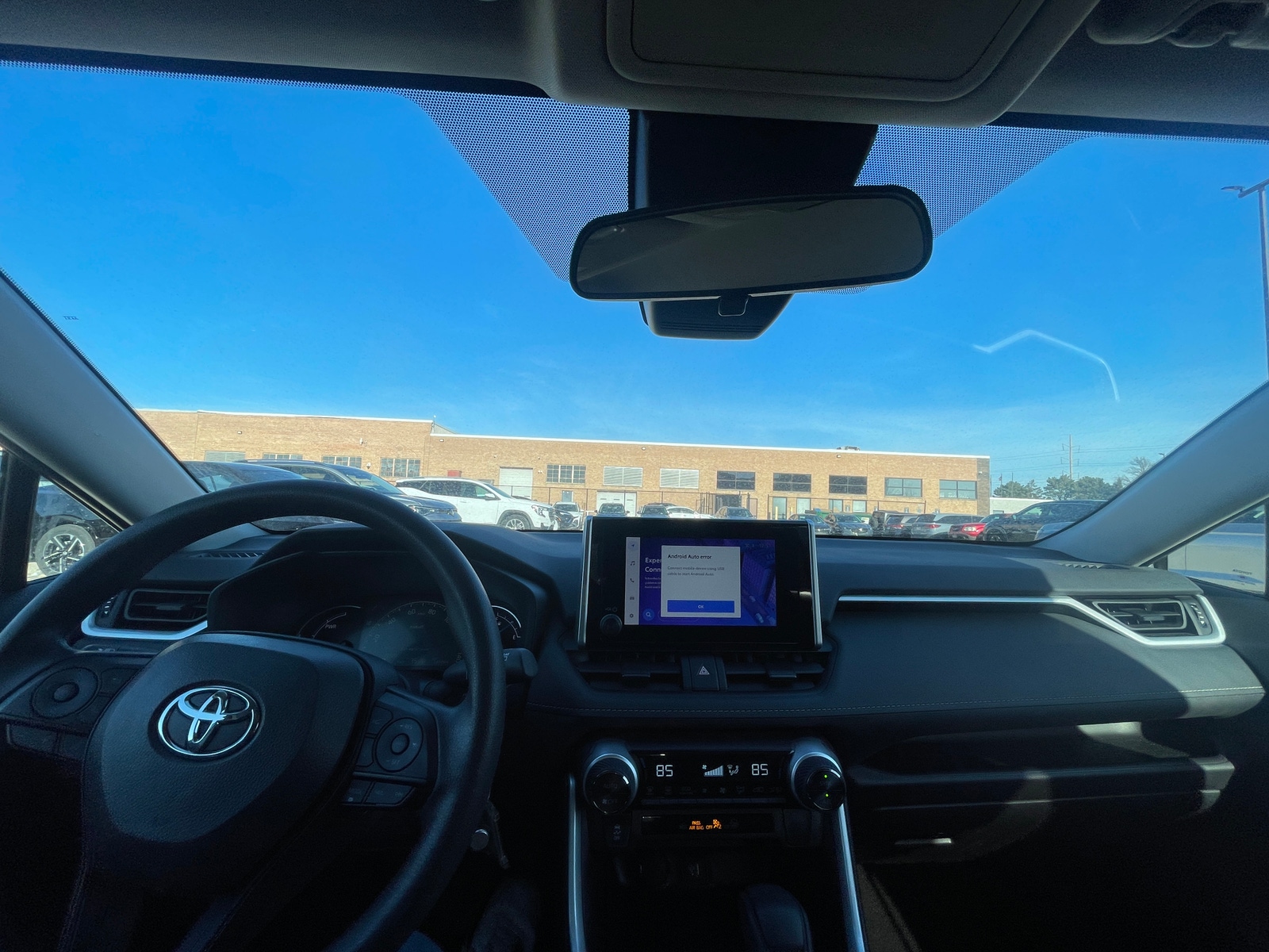 Thumbnail: 2025 Toyota RAV4 - 3