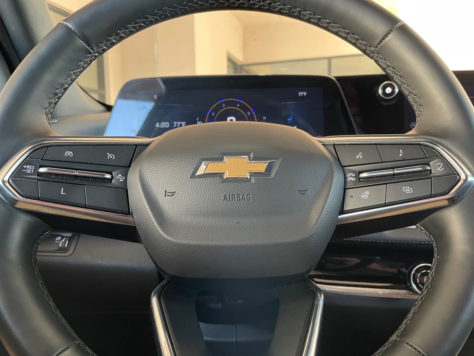 Thumbnail: 2025 Chevrolet Equinox - 5