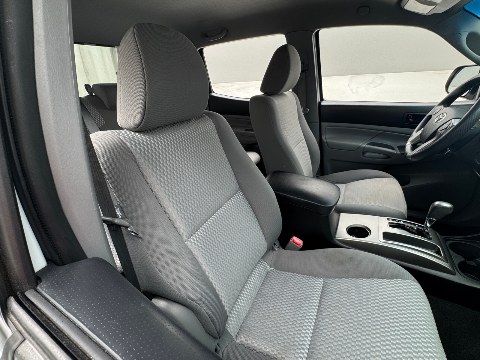 Thumbnail: 2015 Toyota Tacoma - 2