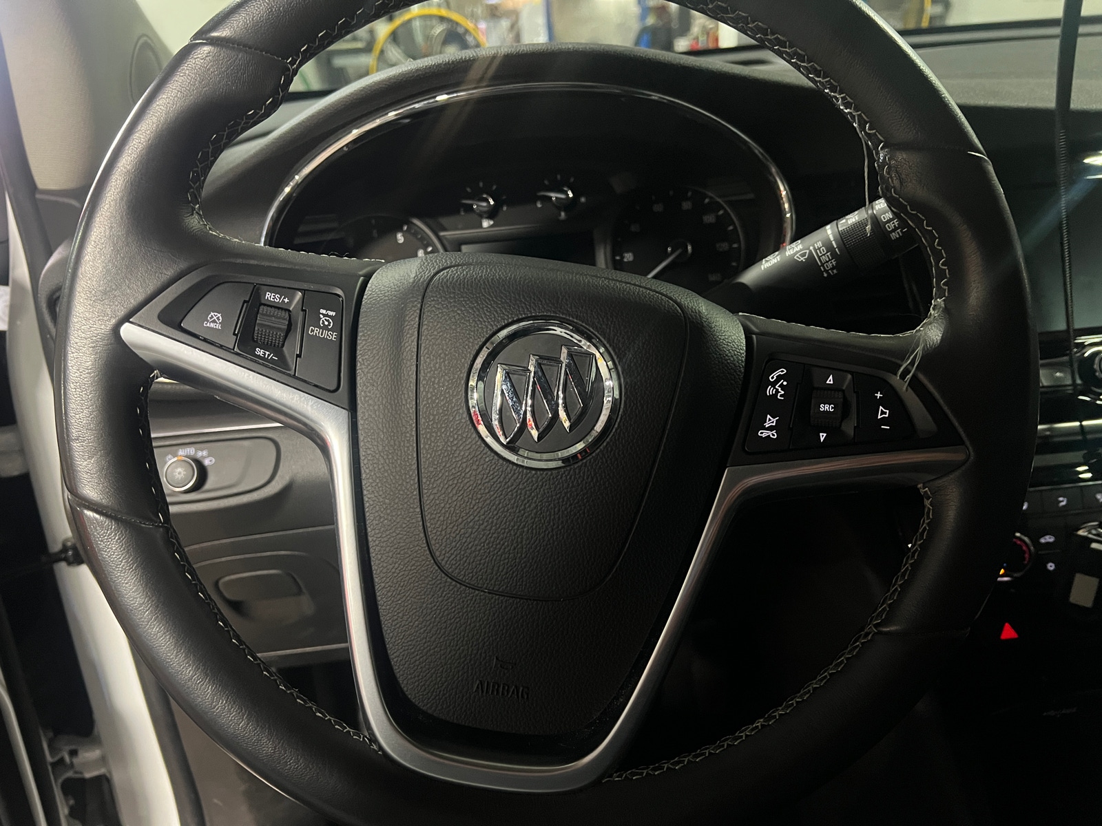 Thumbnail: 2022 Buick Encore - 5