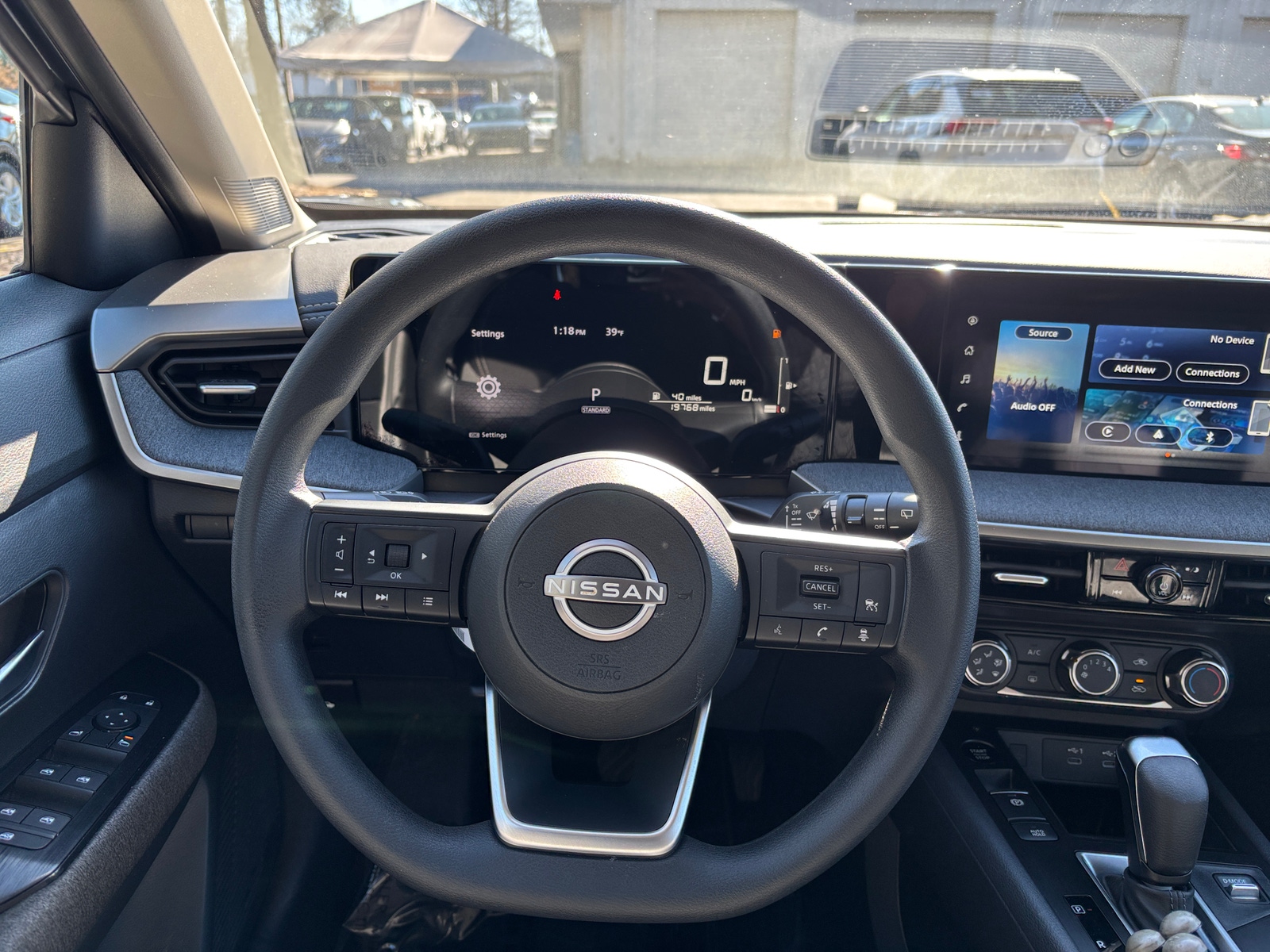 Thumbnail: 2025 Nissan Kicks - 5