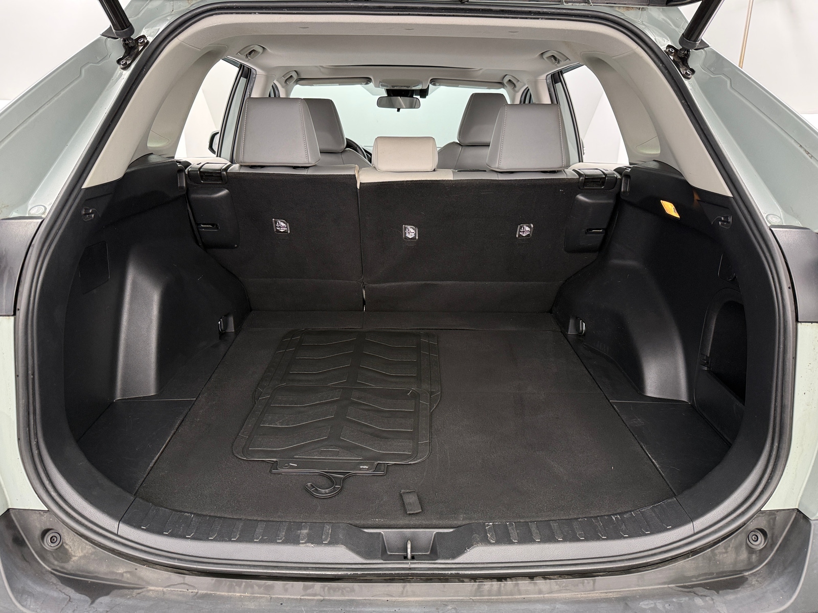 Thumbnail: 2021 Toyota RAV4 - 6