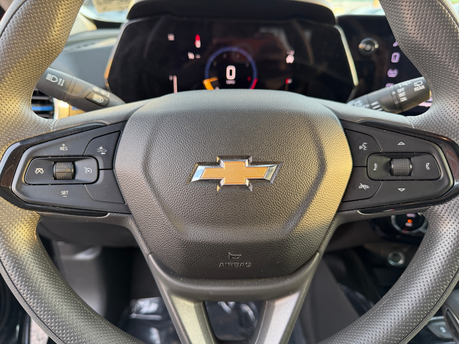 Thumbnail: 2025 Chevrolet Trax - 5