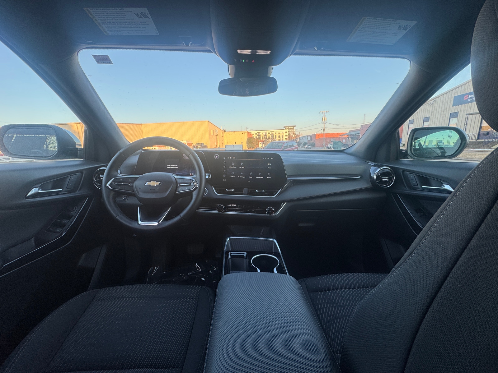 Thumbnail: 2025 Chevrolet Equinox - 3