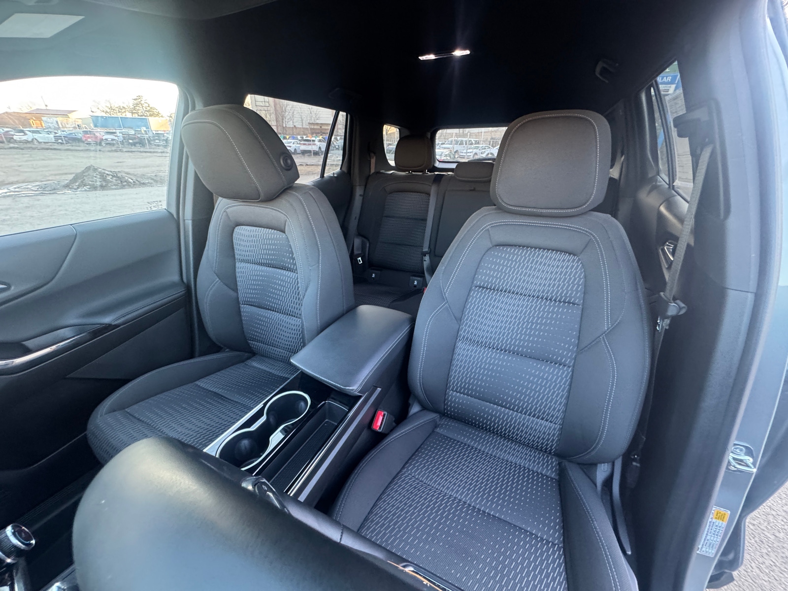 Thumbnail: 2025 Chevrolet Equinox - 2