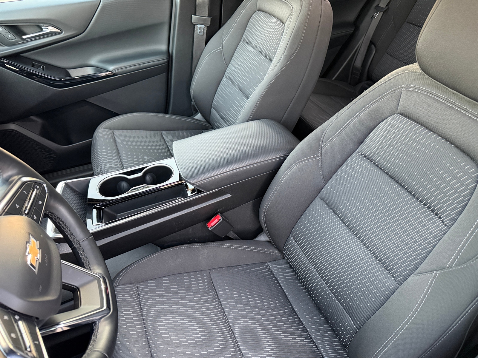 Thumbnail: 2025 Chevrolet Equinox - 2