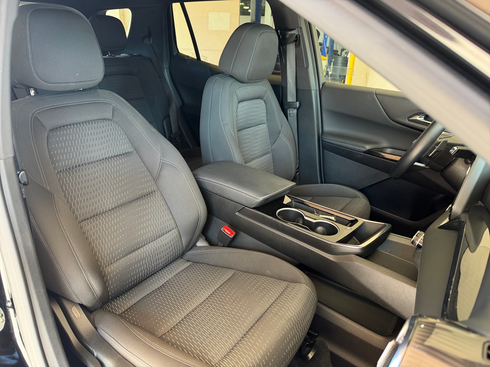 Thumbnail: 2025 Chevrolet Equinox - 2