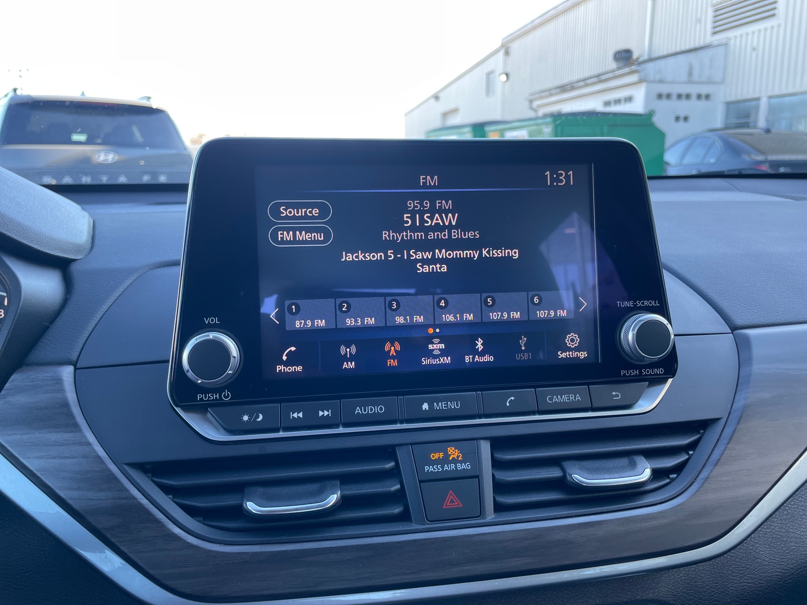 Thumbnail: 2025 Nissan Altima - 4