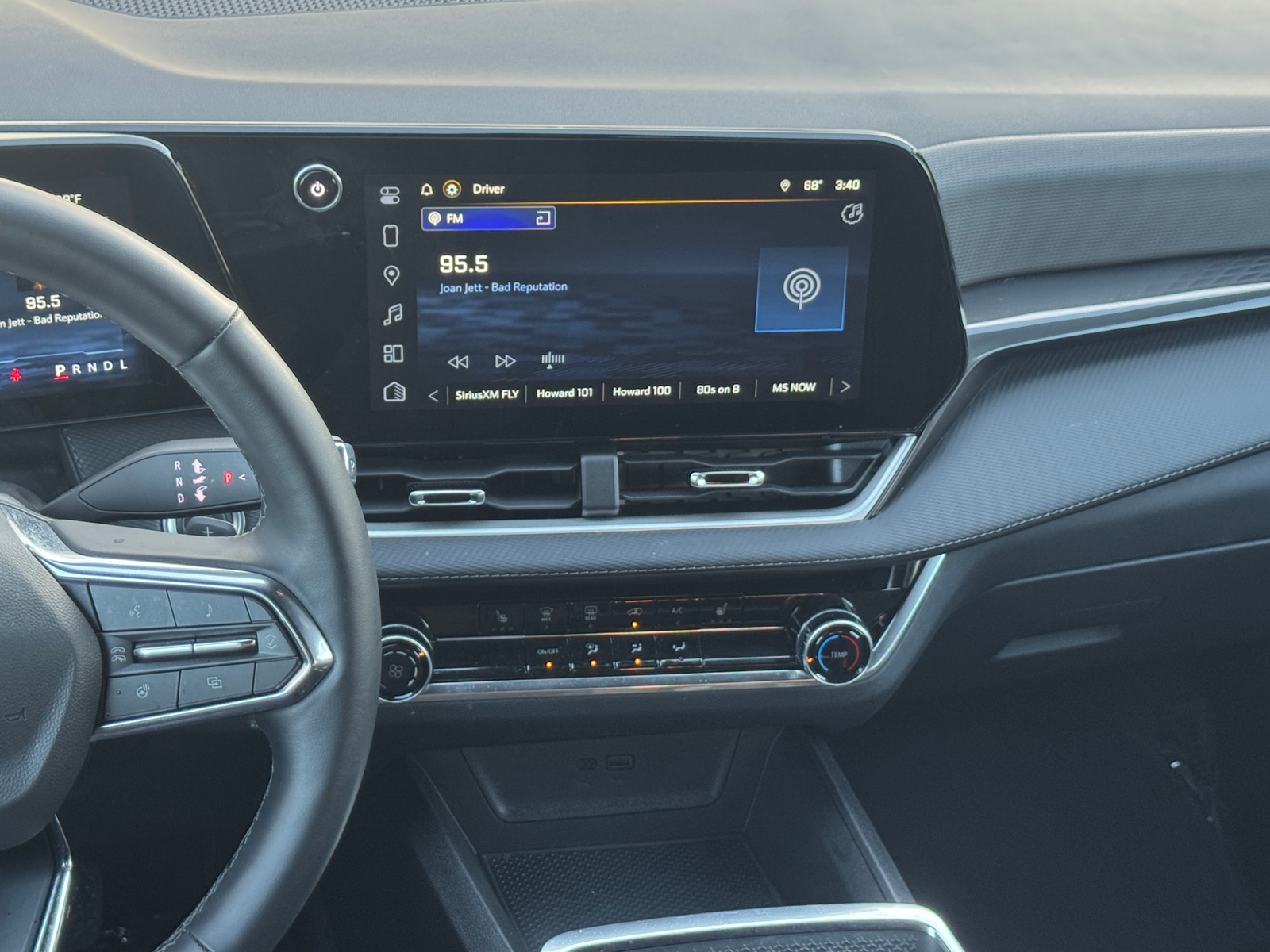 Thumbnail: 2025 Chevrolet Equinox - 4