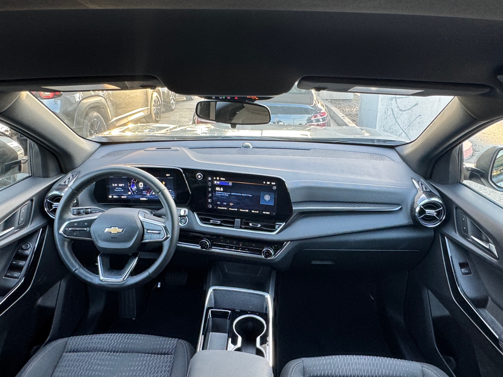 Thumbnail: 2025 Chevrolet Equinox - 3