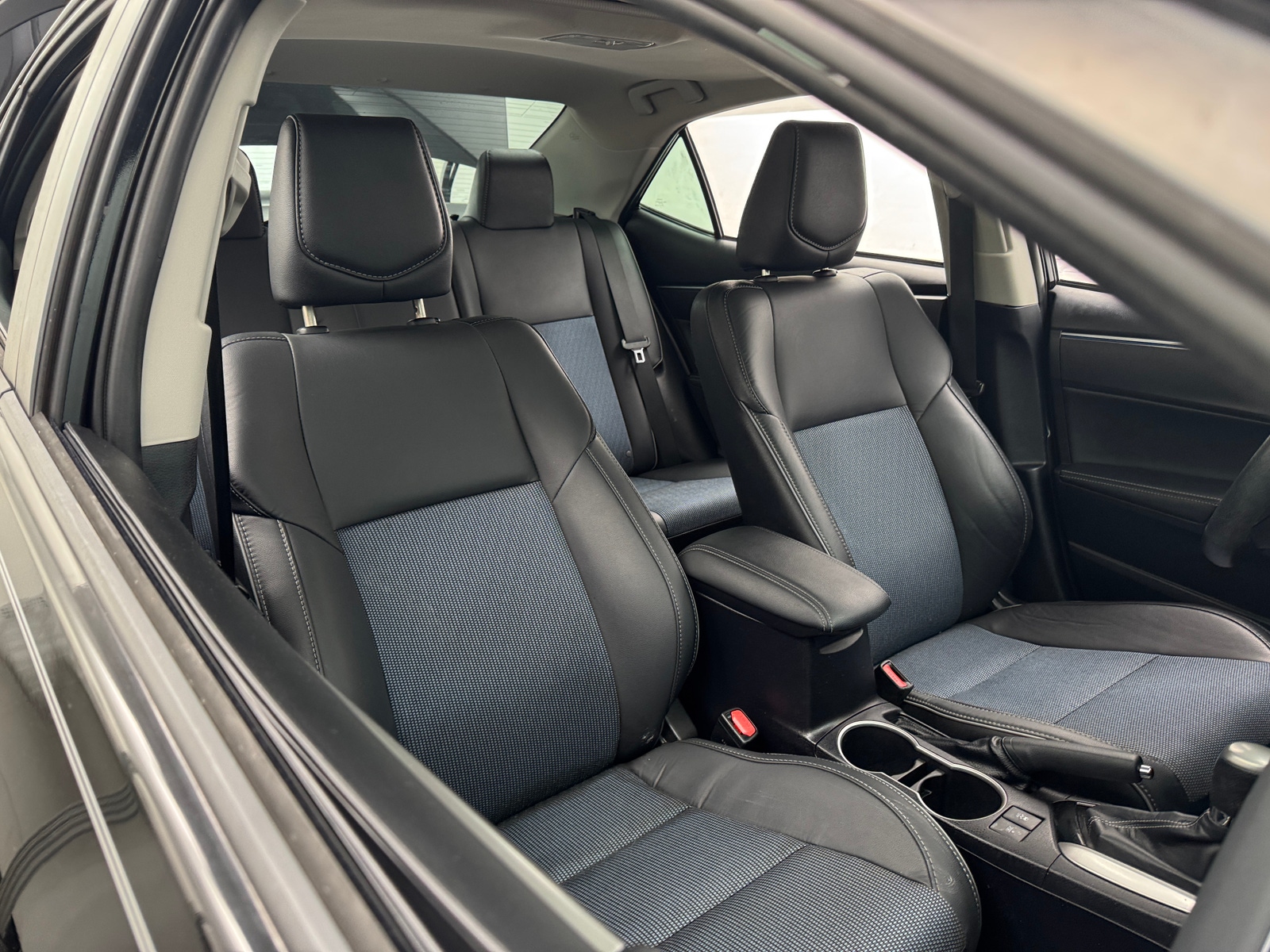 Thumbnail: 2014 Toyota Corolla - 2