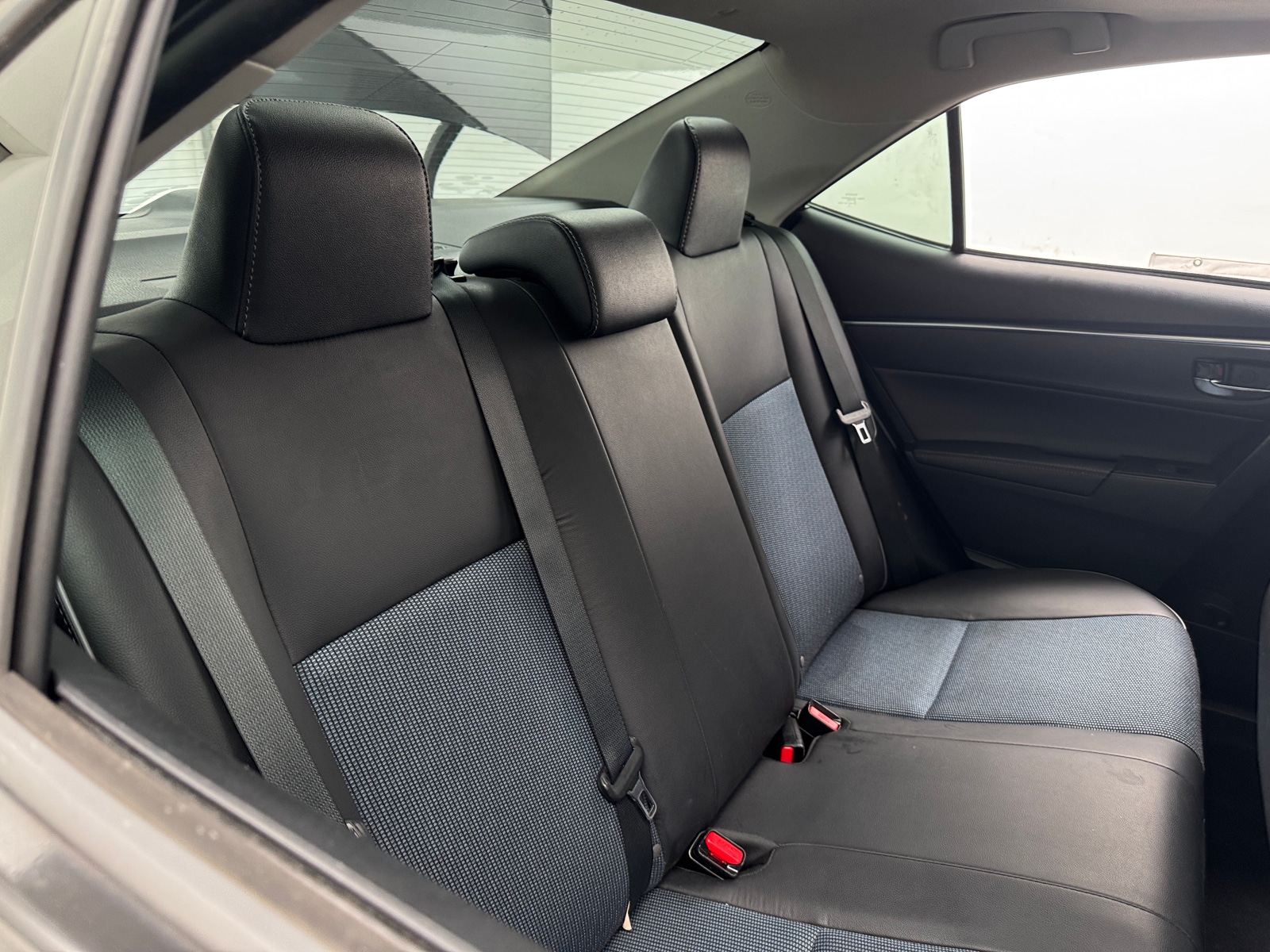 Thumbnail: 2014 Toyota Corolla - 6