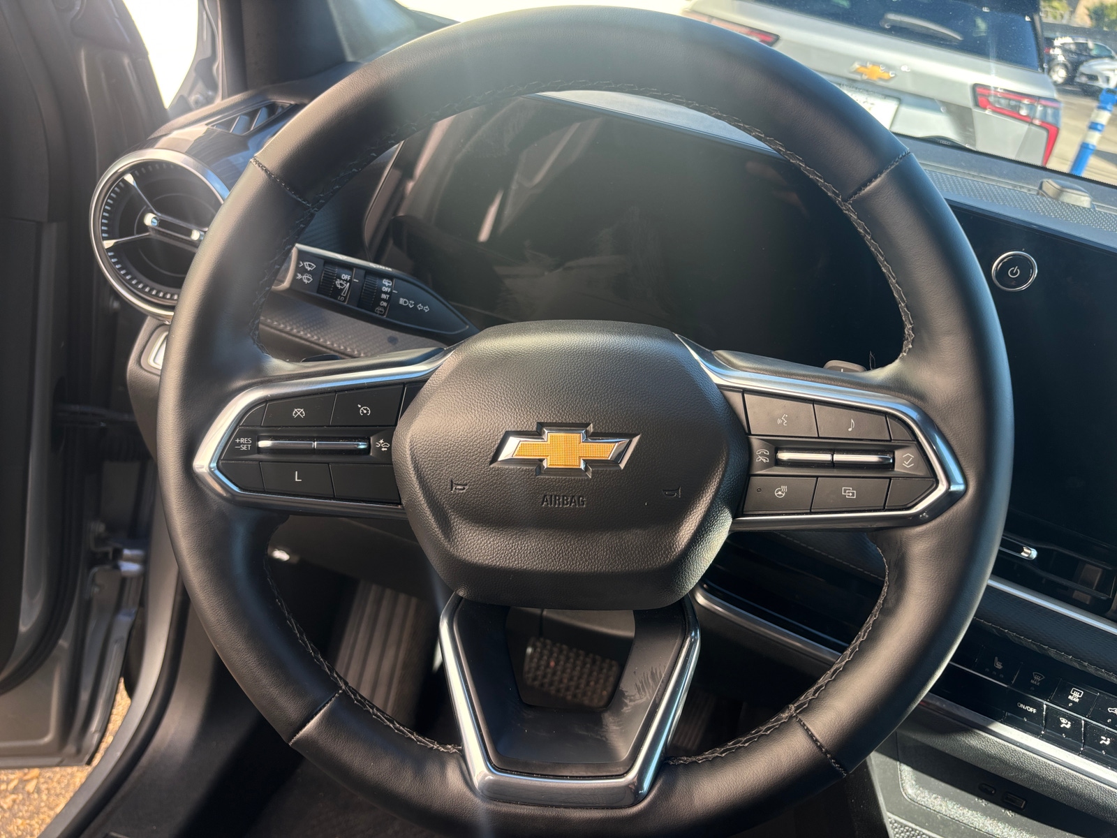 Thumbnail: 2025 Chevrolet Equinox - 5