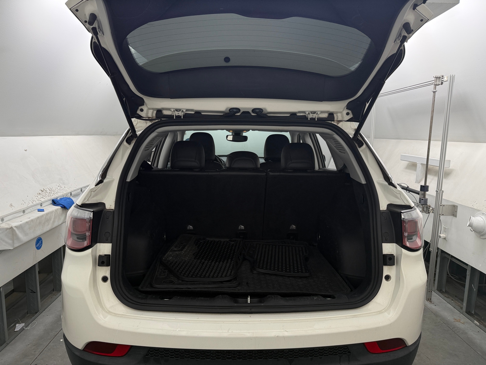 Thumbnail: 2018 Jeep Compass - 7