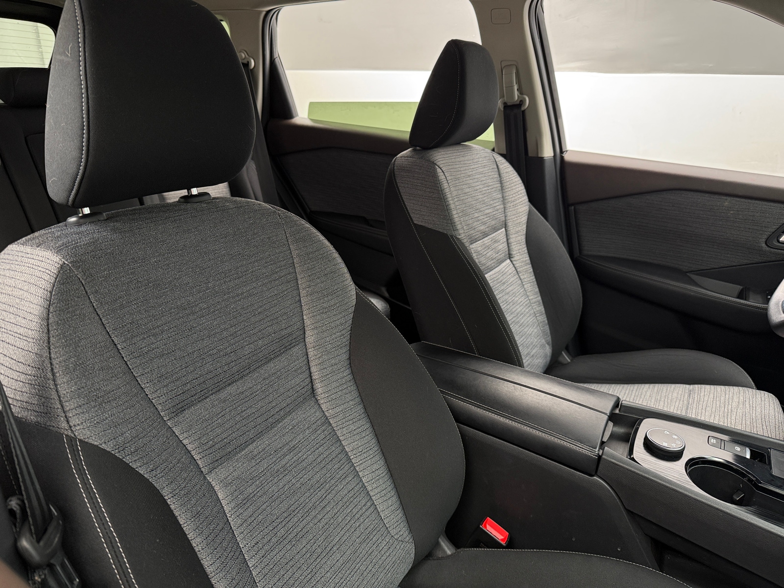 Thumbnail: 2023 Nissan Rogue - 2