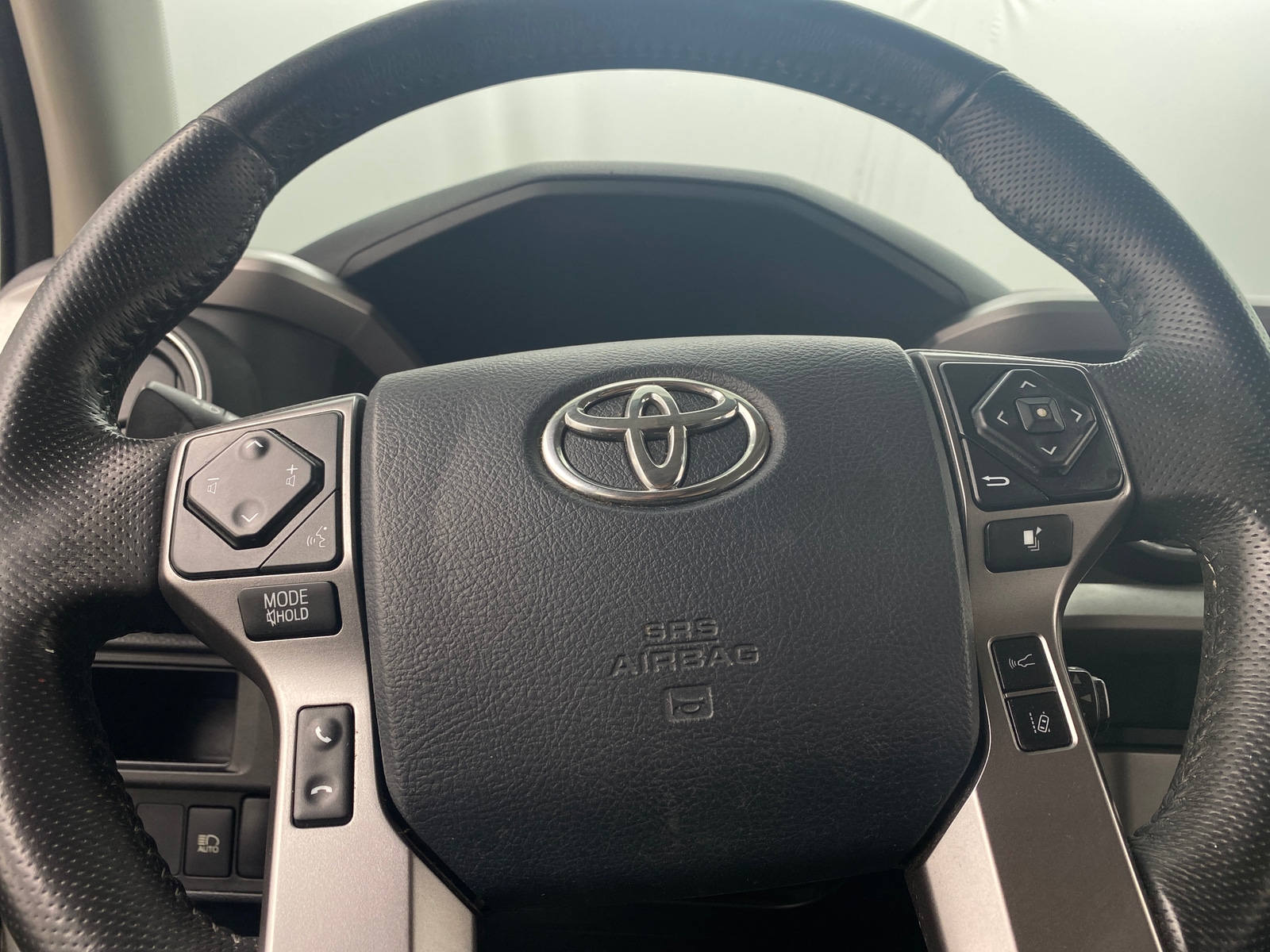 Thumbnail: 2019 Toyota Tacoma - 5