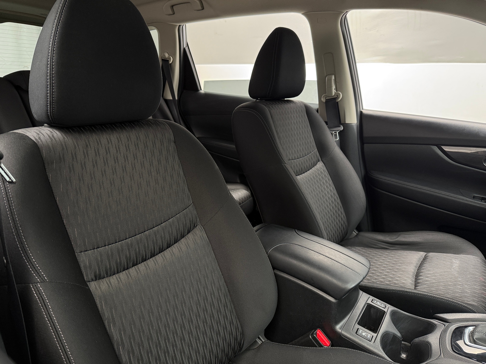 Thumbnail: 2019 Nissan Rogue - 2